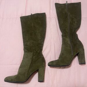 Green Suede Heeled Boots with Chunky Heel